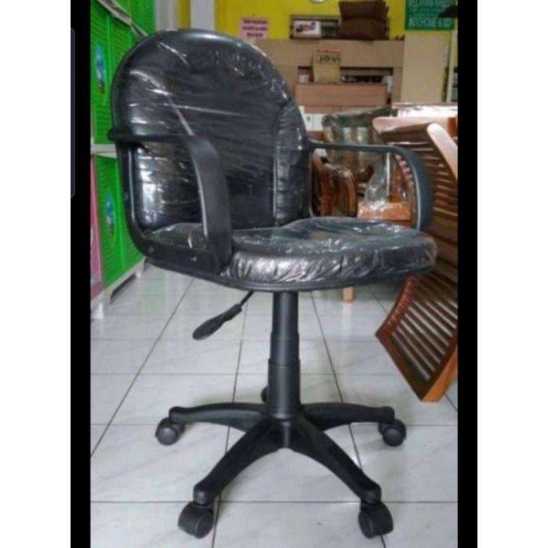 Kursi Putar Manager Kantor Rakuda 6033