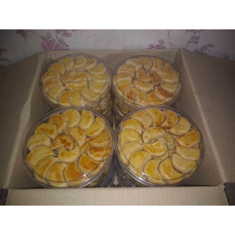 

Kue Kacang