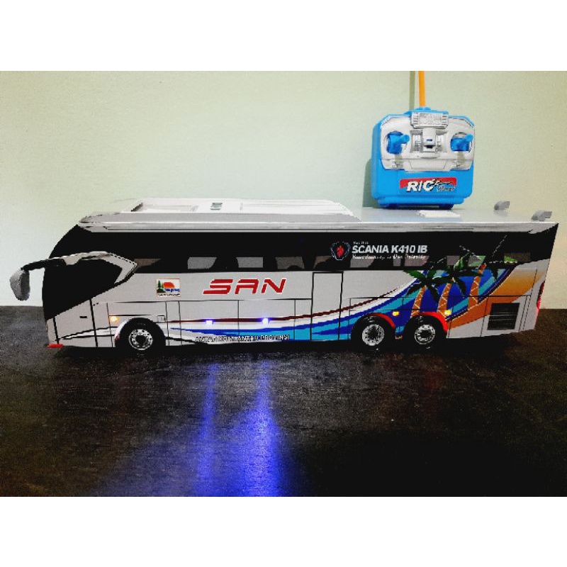 Miniatur bus RC Po SAN ( Remote Control ) DETIL RAPIH FULL TELOLET FULL STROBO FULL LED