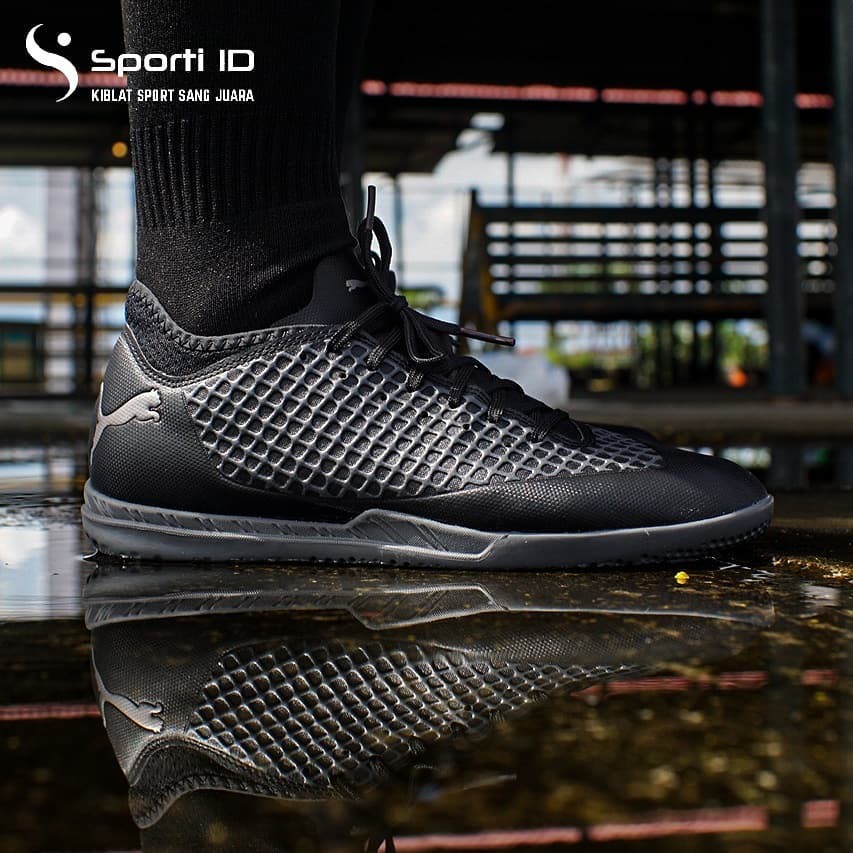 Sepatu Futsal Puma Future 2.4 IT - Black 104842-03 Original | Puma Future 2.4