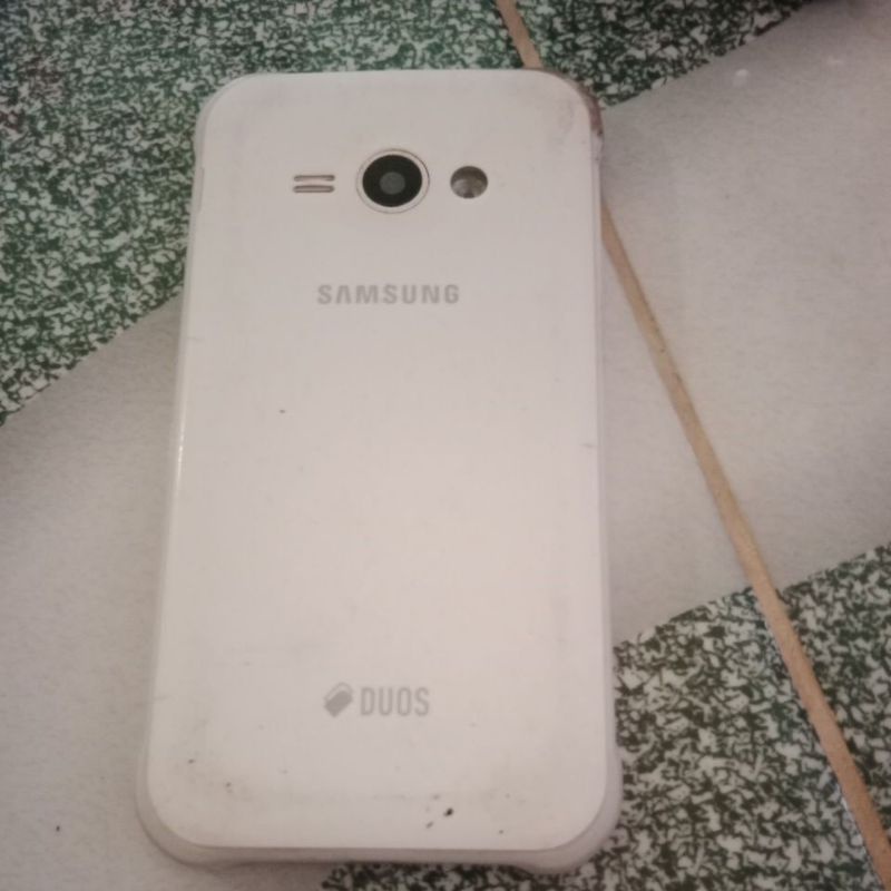 samsung j1 2016