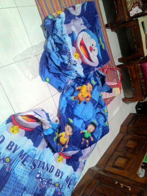 Fata - Bed Cover Set Motif New Doraemon Ukuran 120x200
