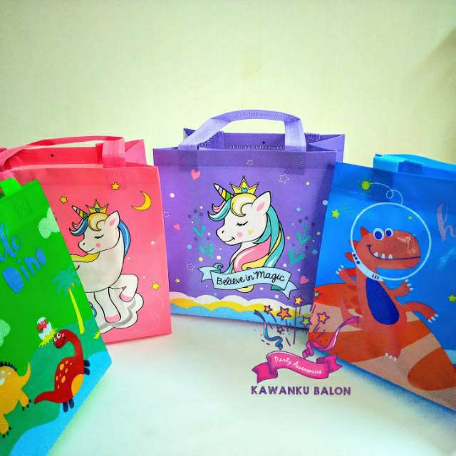 

Tas ulang tahun unicorn/dino/birthday bag/goodie bag ulang tahun