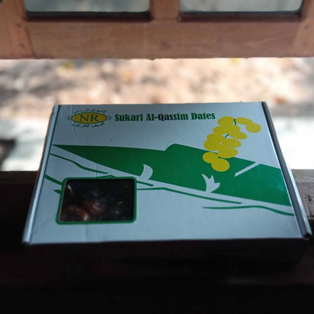 

Kurma sukkari 1kg