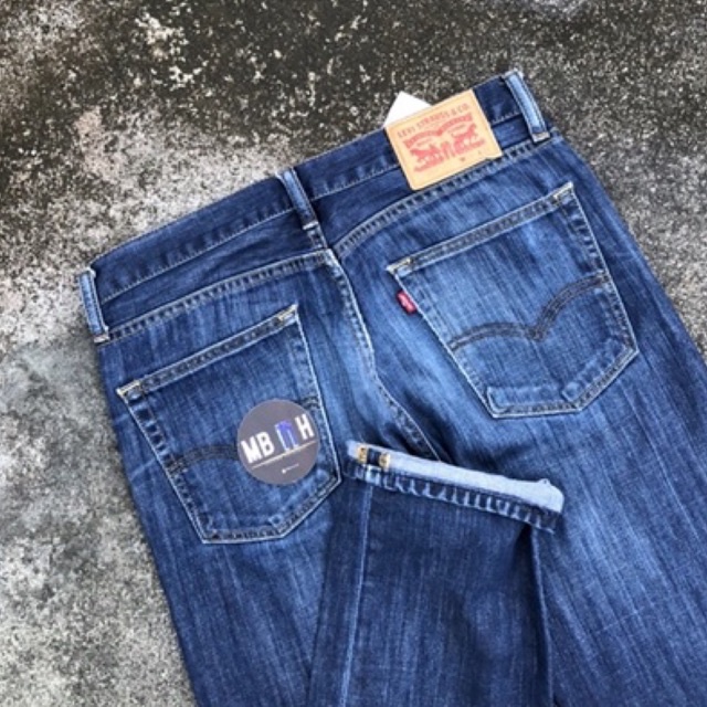 levis 513