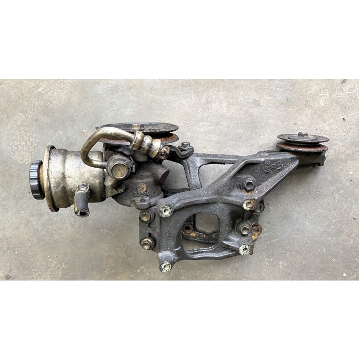 pompa power stering kijang kapsul plus breket