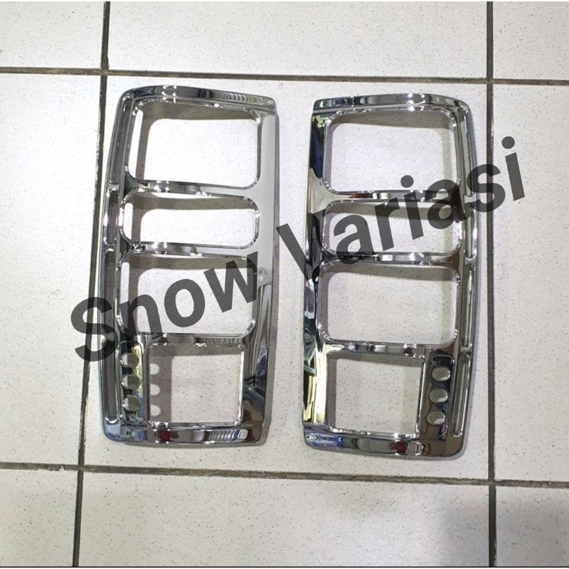 Garnish belakang / Cover lampu Kijang Super Chrome