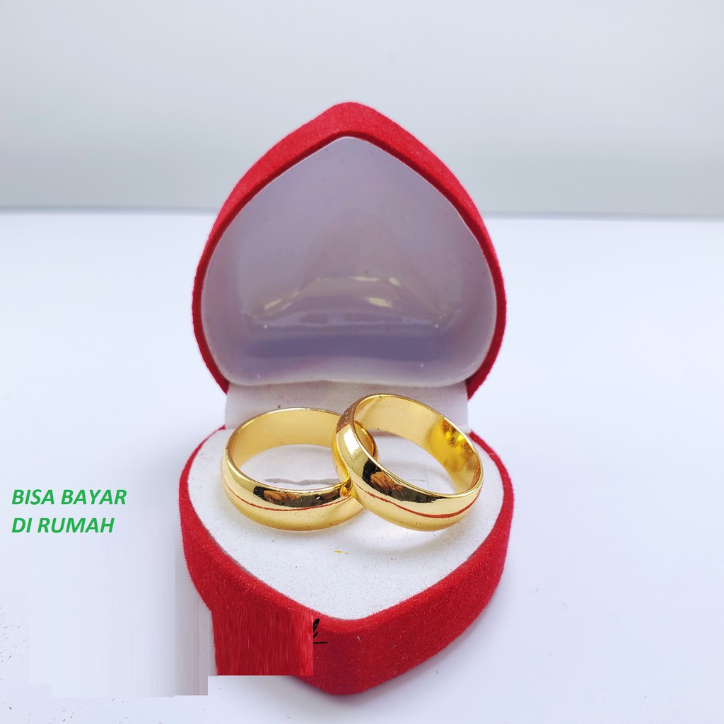 [Bayar DiTempat] Cincin Couple Pria Wanita Titanium Dapat 2 pcs cincin Free Box cantik - Terlaris