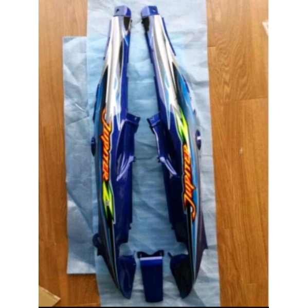 cover body Jupiter z lama warna biru