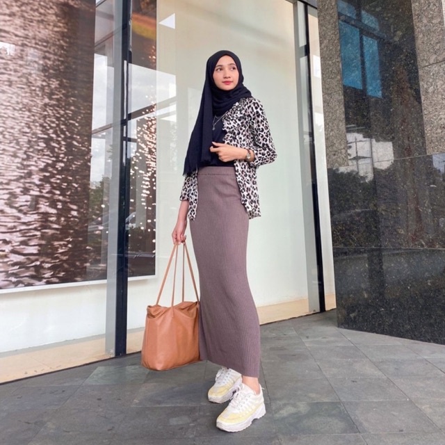 Rok Span Rajut PREMIUM Tebal/ Rok Rajut ALLSIZE / Rok Fashion Wanita