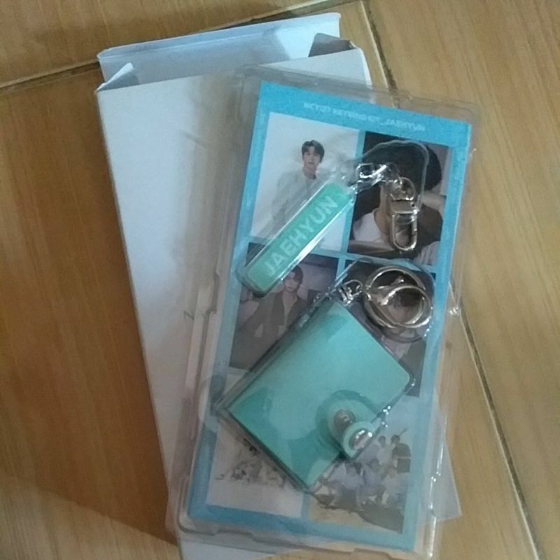 nct 127 nature republic jaehyun photobook keyring