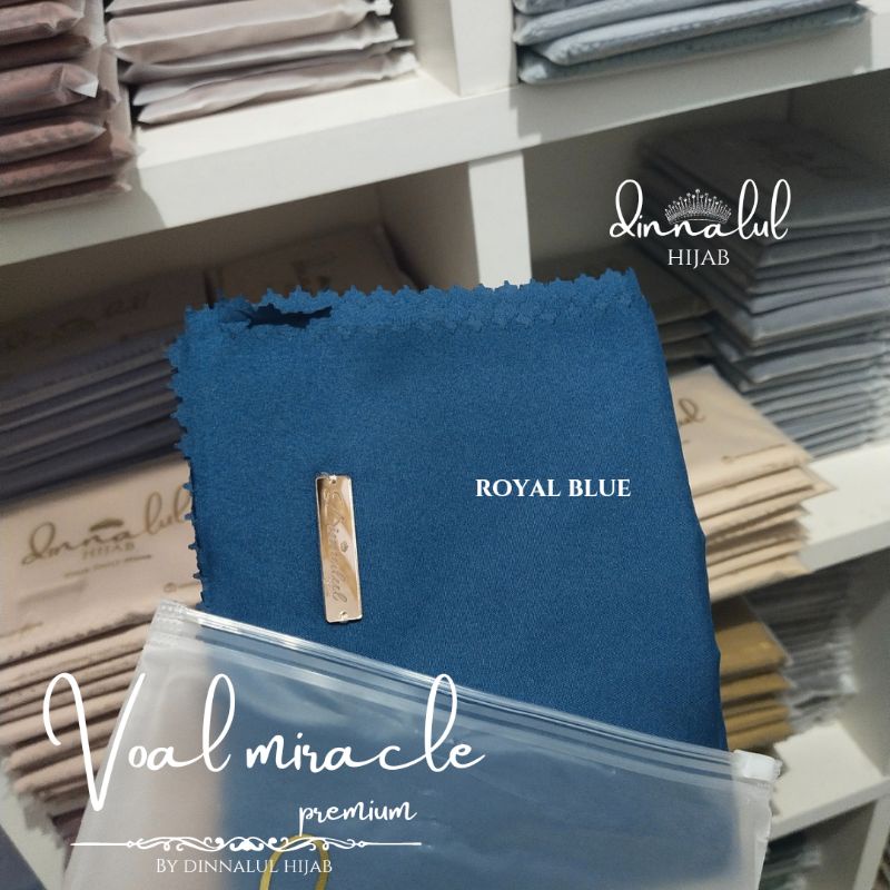 Segiempat Voal Miracle Lasercut  By Dinnalul Hijab FREE POUCH-Royal Blue