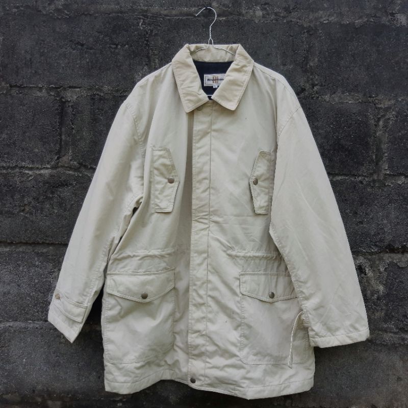 PRELOVED / THRIFT / SECOND JAKET TEBAL / JAKET OUTDOOR / JAKET PARASUT / JAKET BULU / JSKET GELEMBUN