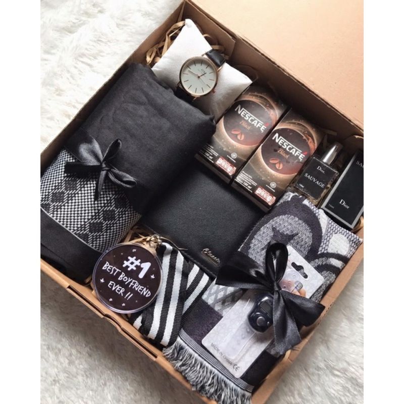 

Gift box/Hampers/Kado ultah Murah/wedding/cowok/cewek