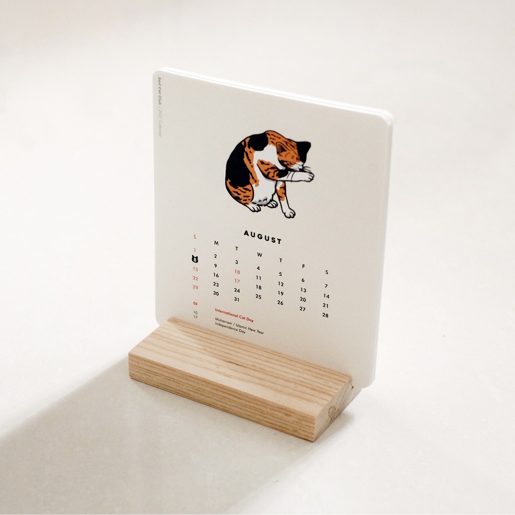 Sad Cat Club - Katt Desk Calendar / Kalender Meja 2021 (with Wooden Holder)