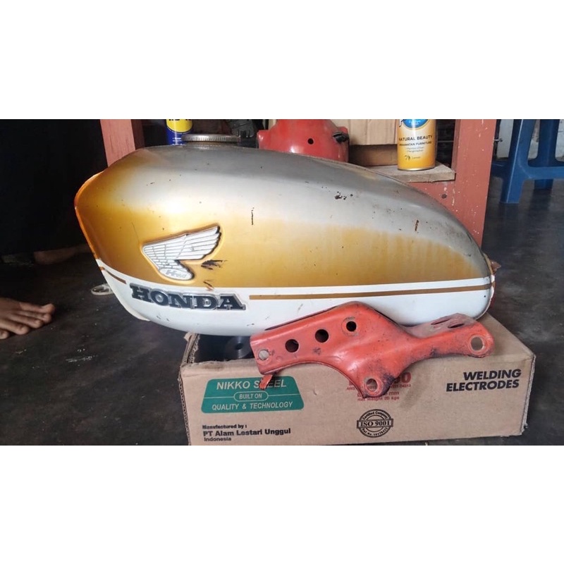 tangki cb k1 original paint utuh