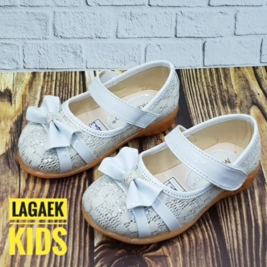 Sepatu Pesta Anak Perempuan 3 Tahunan Pita Glitter Minus Sedikit Harga Miring[SEPATU REJECT]