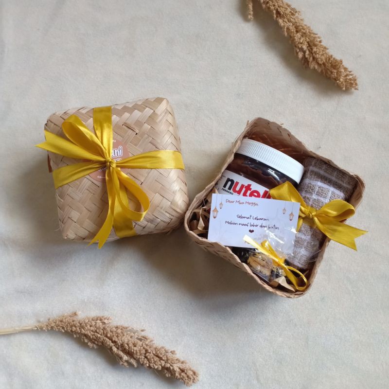 

HAMPERS LEBARAN HAMPERS IDUL FITRI HAMPERS BY REQUEST