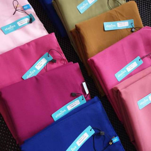 Square Maudy hijab segi4 elmina size 115 130 150