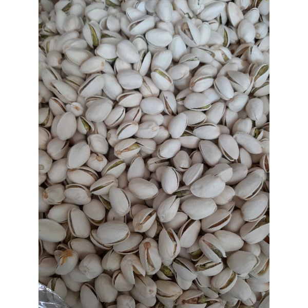 

KACANG PISTACHIO Oleh" Haji & Umroh