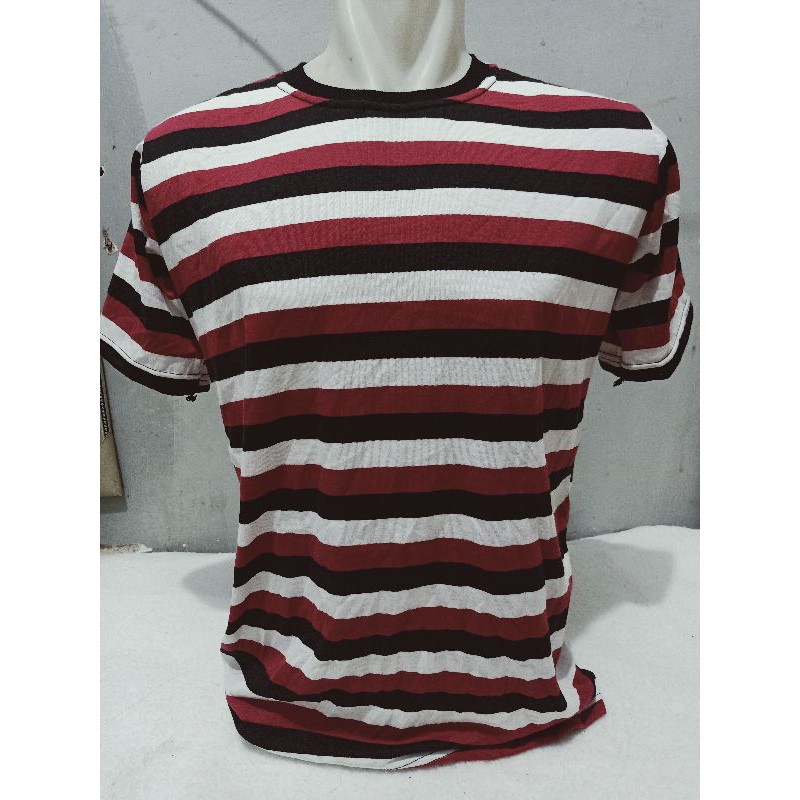 kaos stripe merah hitam putih besar