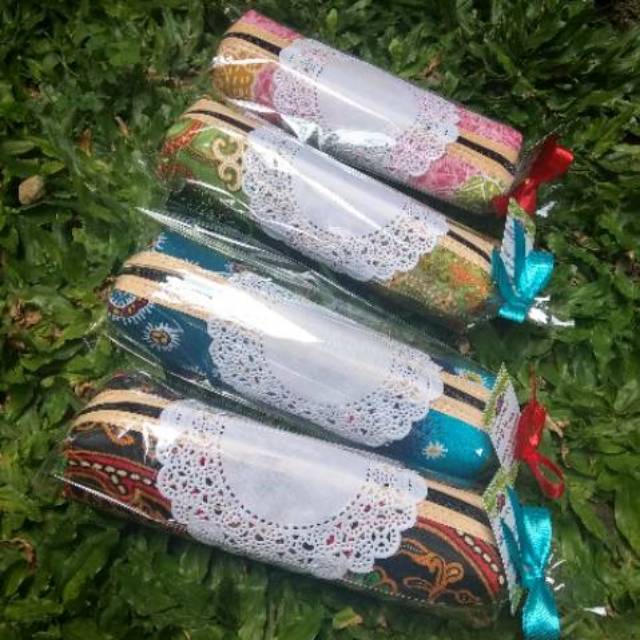 

Kotak pensil batik