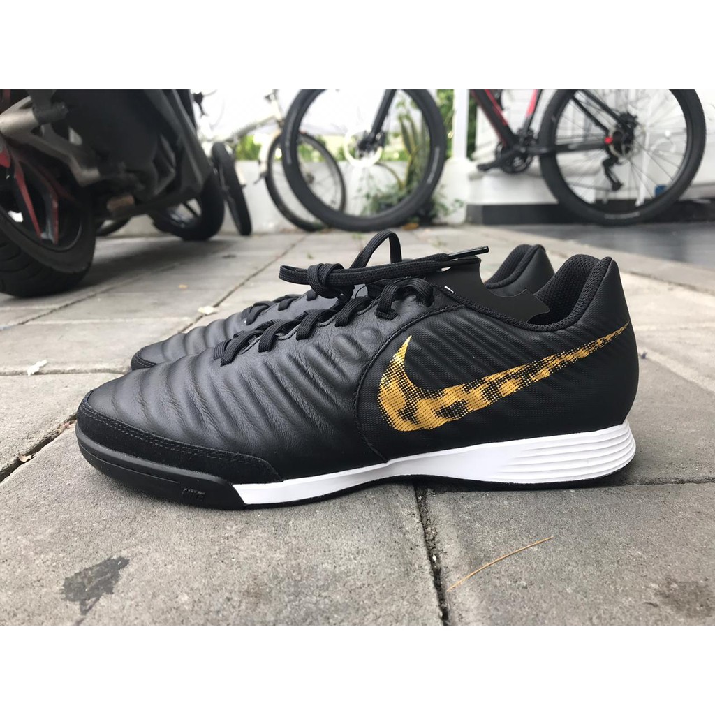 nike tiempo legend 7 black gold