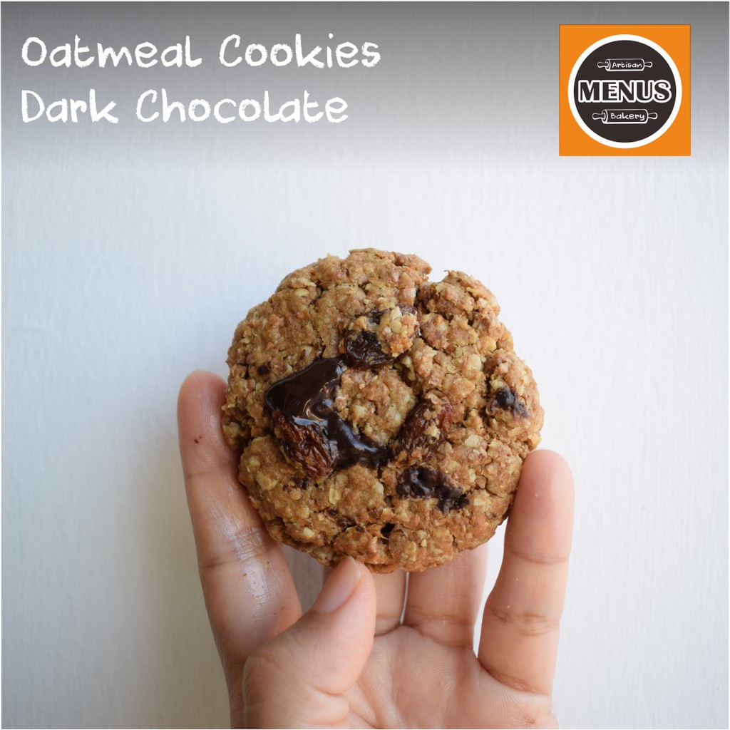 

Soft Baked Oatmeal Dark Chocolate Cookies (isi 5)