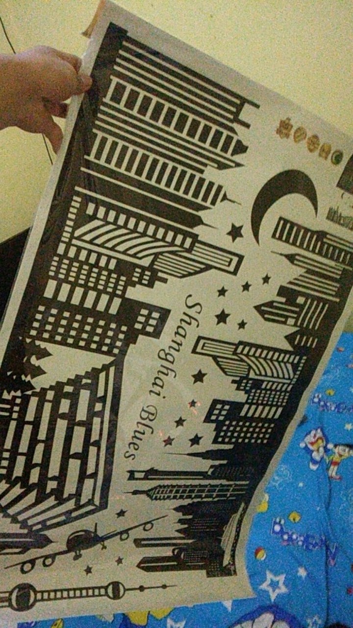 Kmk Wallsticker Glow In The Dark Shanghai Blue Stiker Sticker Dinding Tembok Kamar Tidur (60x90)