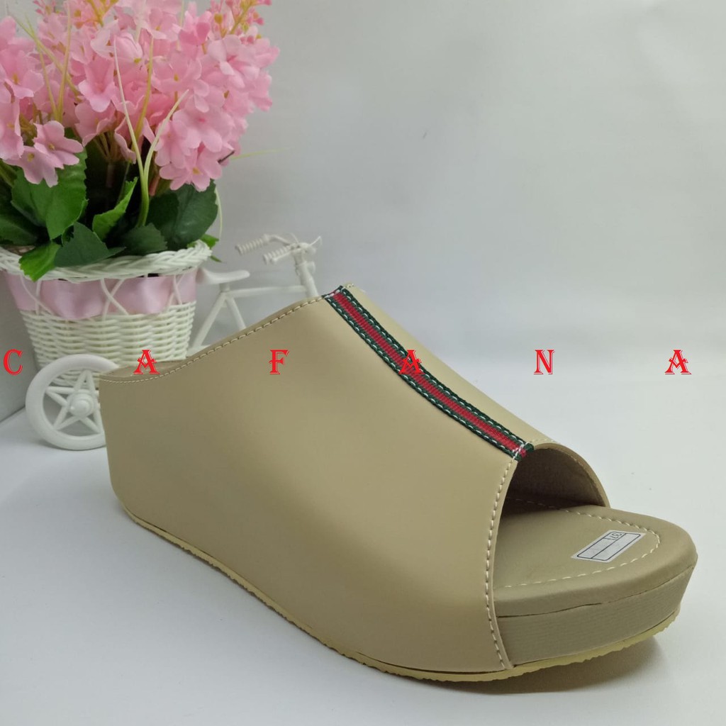 Cafana Sandal Wedges Wanita Kokop SDW228 Wedges