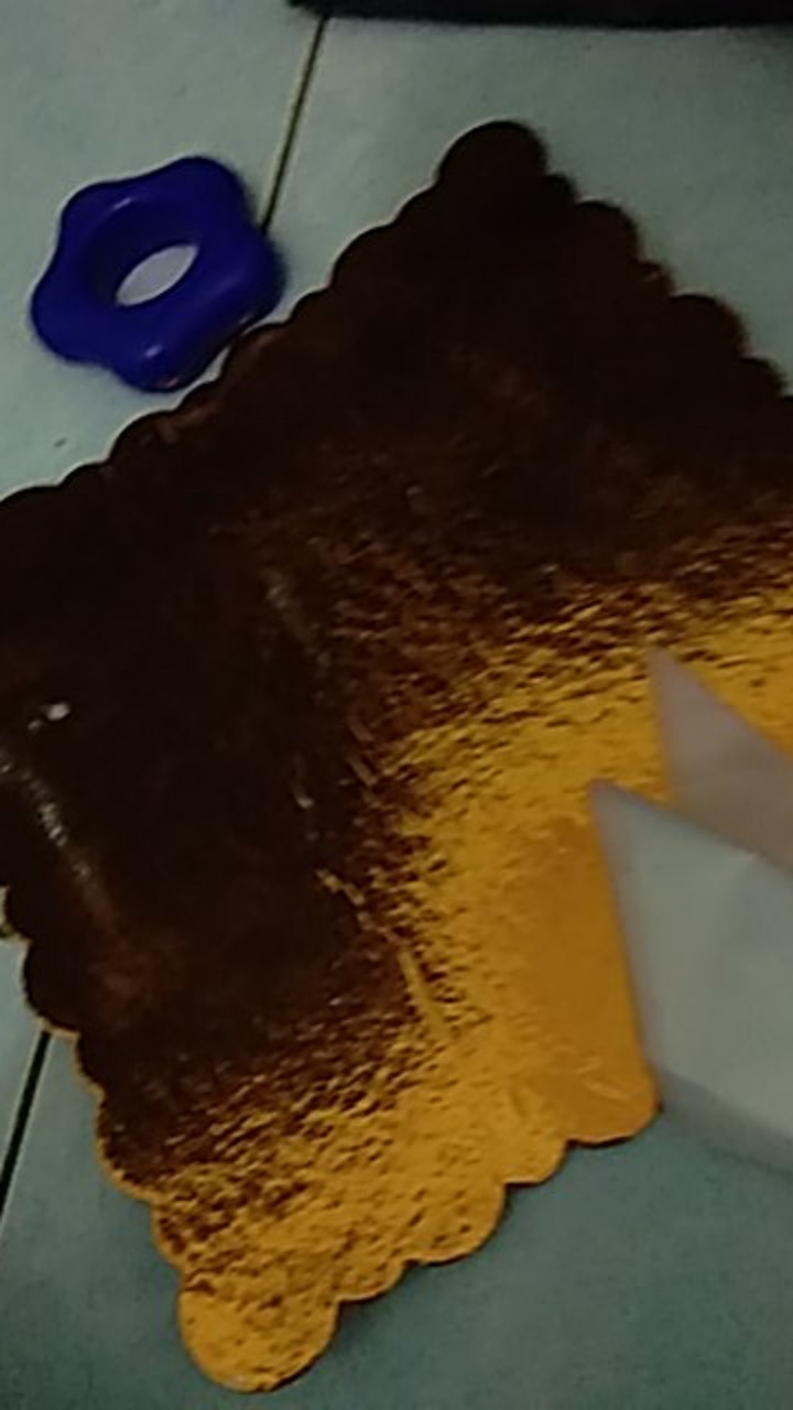 Alas Kue Emas Bulat & Petak 25x25cm