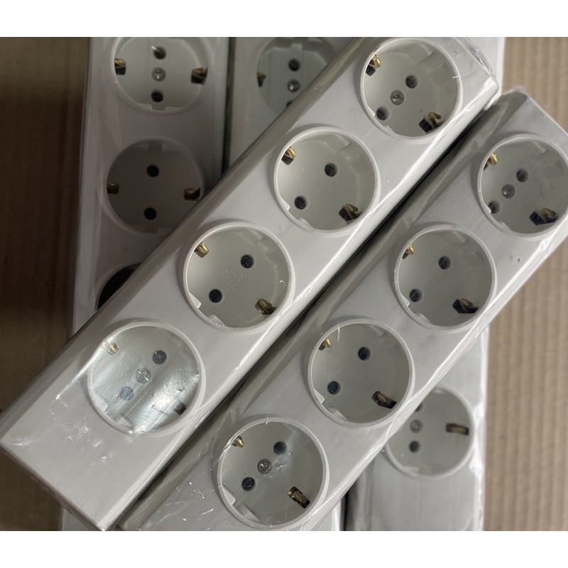 stop kontak Broco 4 lubang