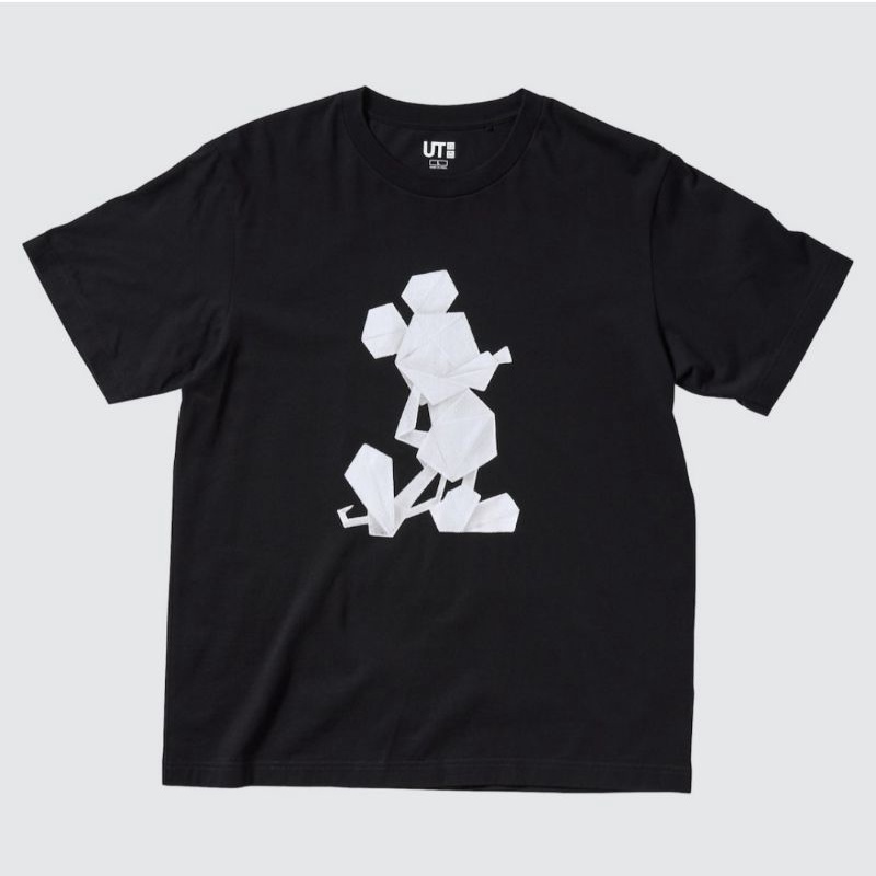 UNIQLO - UT Mickey Stands Lengan Pendek, Black