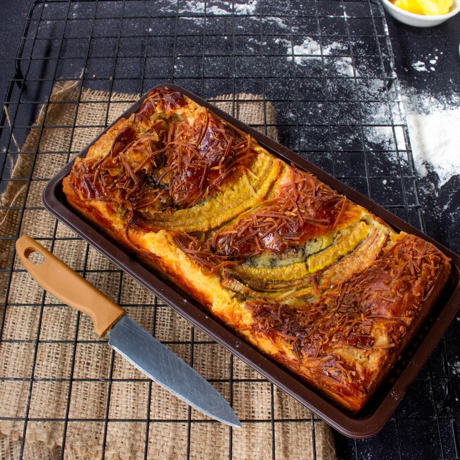 

kue Roti Gelora Banana Cake Bolu Pisang Panggang