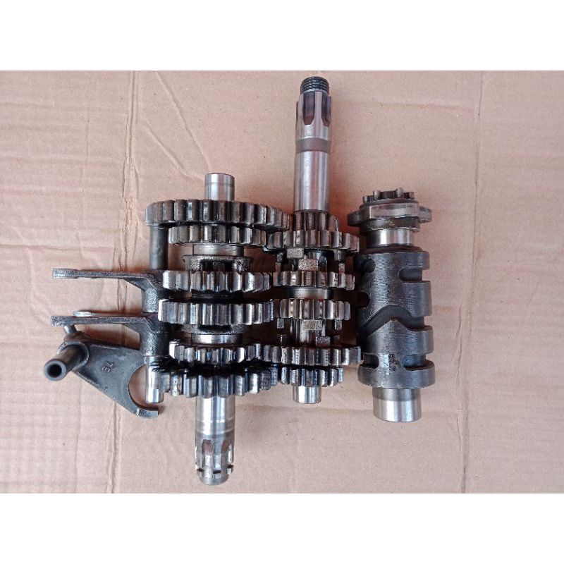 GIGI RASIO SUZUKI SATRIA FU 6 SPEED KARBU ORIGINAL