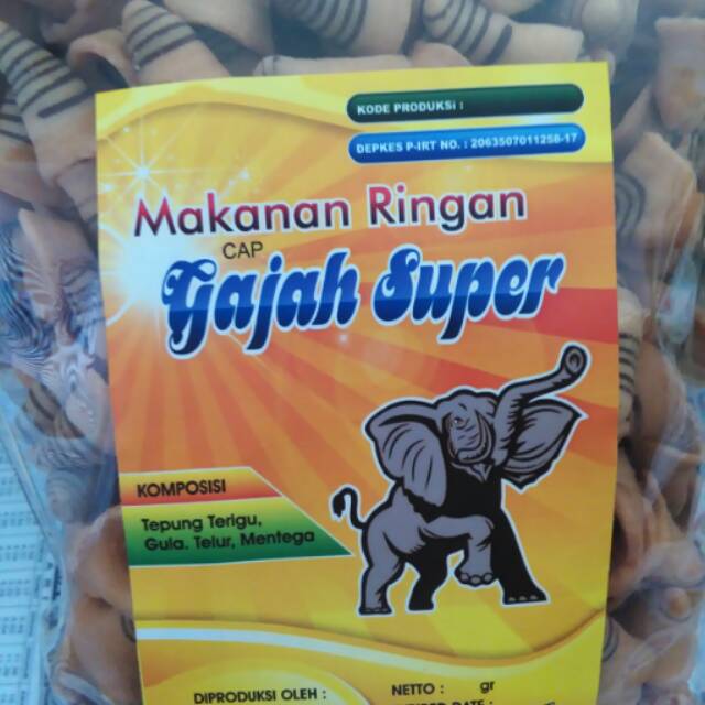 

Makanan ringan kuping gajah