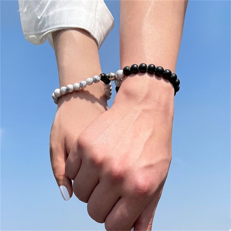 Set Gelang Rantai Manik-Manik Magnet Warna Hitam Putih Untuk Pasangan