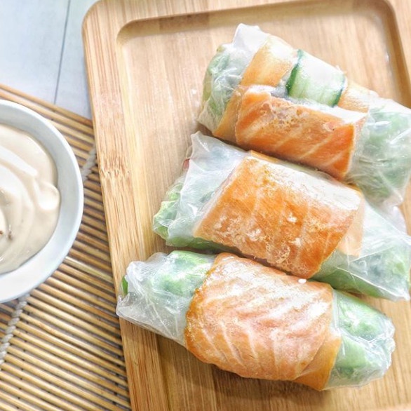 

Grill Salmon Springroll