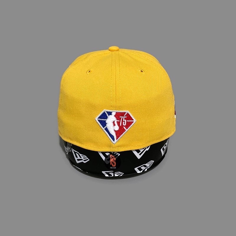 TOPI NEW ERA ORIGINAL 5950 NBA CITY 1 CLEVELAND CAVALIERS YELLOW