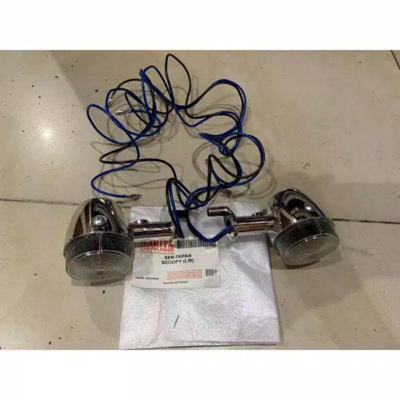 lampu sen depan Scoopy karbu sepasang