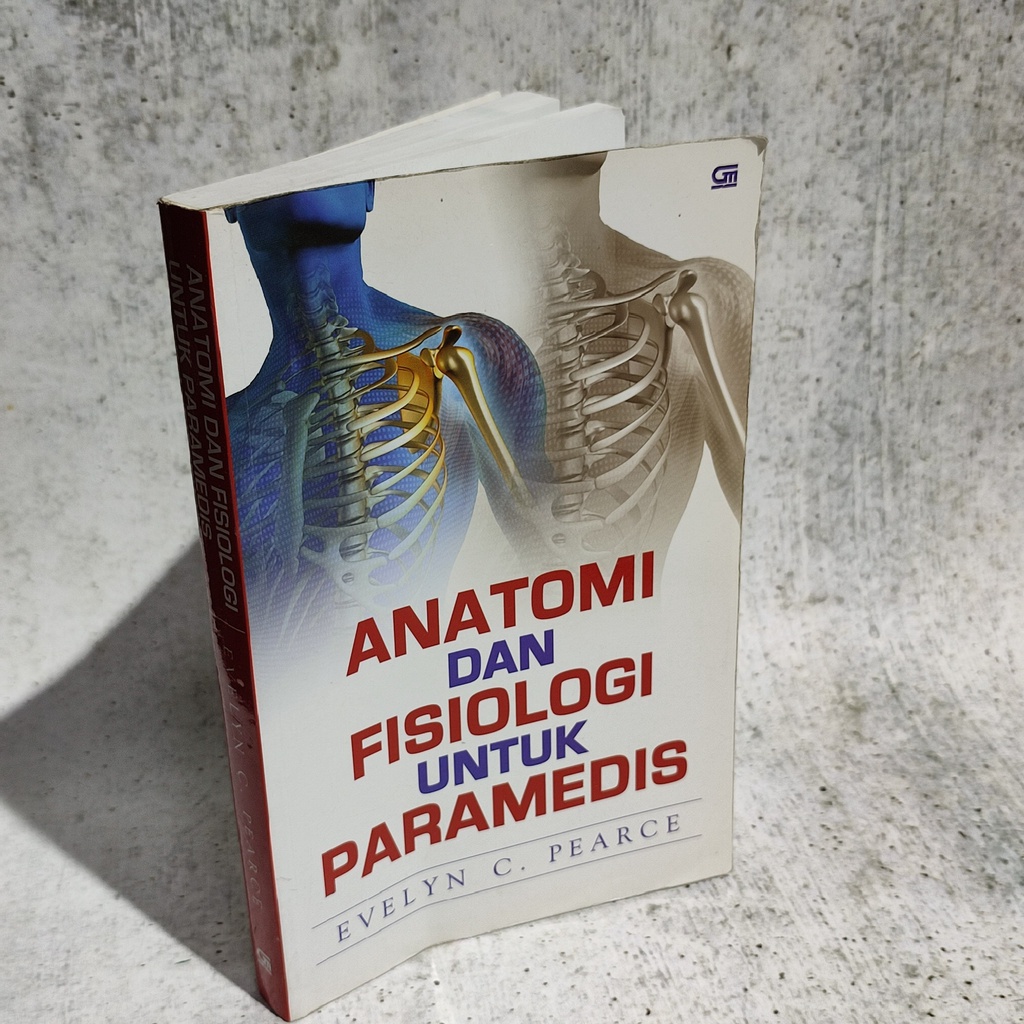 Buku Anatomi Fisiologi Paramedis Evelyn
