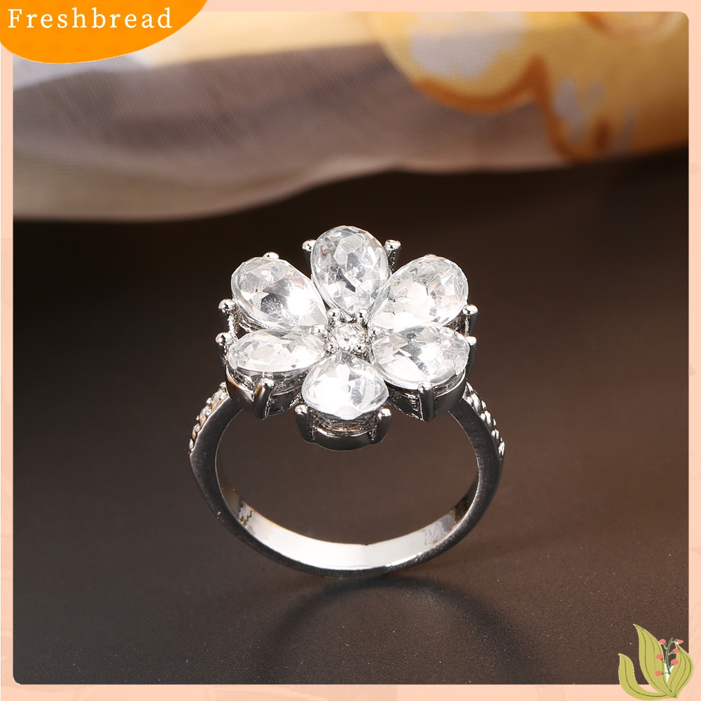 [TERLARIS]Women Trendy Flower Cubic Zirconia Rings Wedding Engagement Finger Jewelry Gift