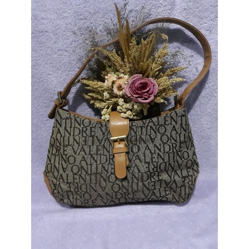 Andre valentino bag hot sale