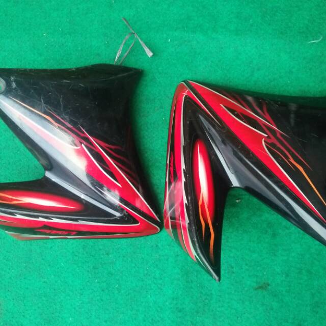 Sayap tangki yamaha vixion old original bekas