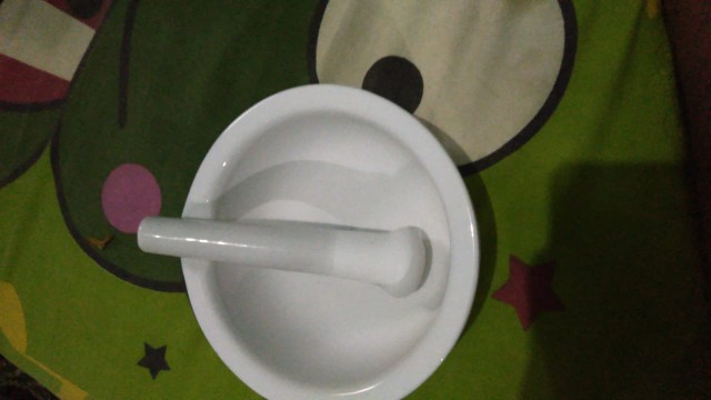 Dijual Super Murah! Mortar 13cm Lumpang Pengerus Penumbuk Alat Tumbukan Obat Porselen 13cm