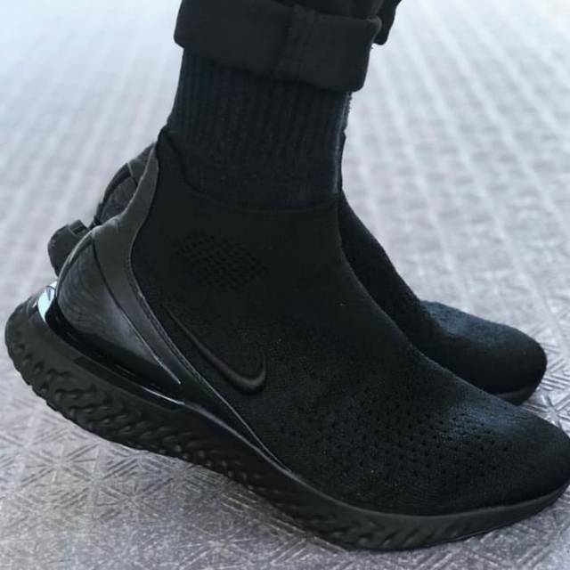 nike rise epic react