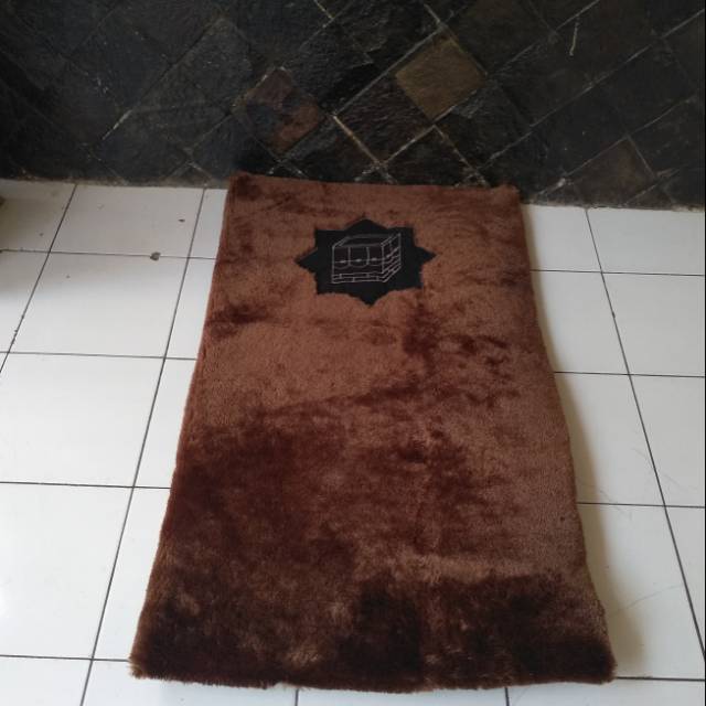 Sejadah bulu, sejadah empuk, sejadah lembut