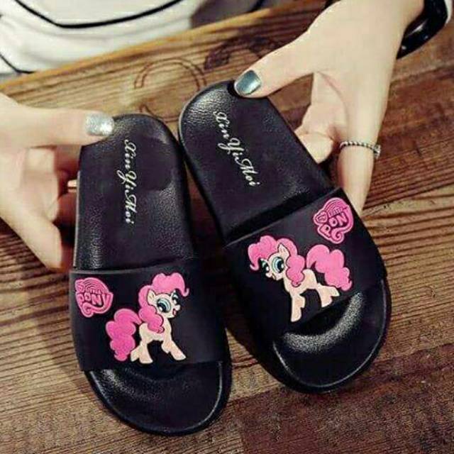 Pinkie Pie Slippers