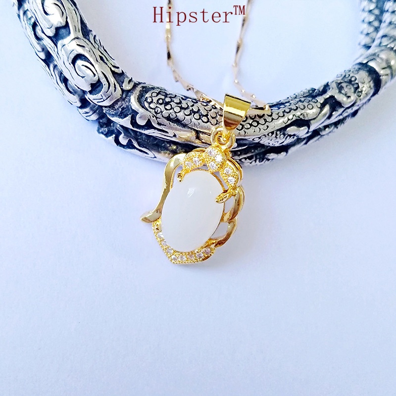 Vintage Hot Sale Golden White Jade Jeweled Pendant Temperament Wild Clavicle Chain