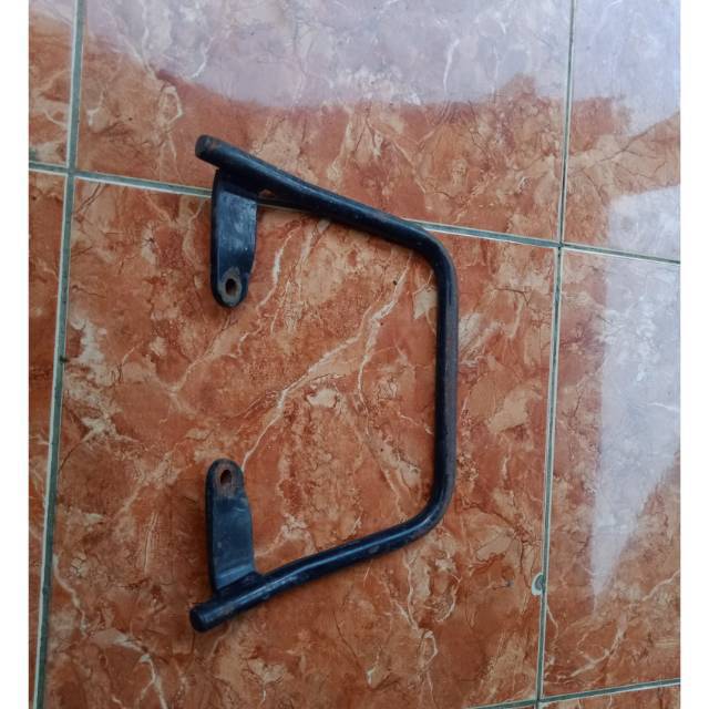 Behel Satria hiu kotak satria 2 tak bekas (ori)